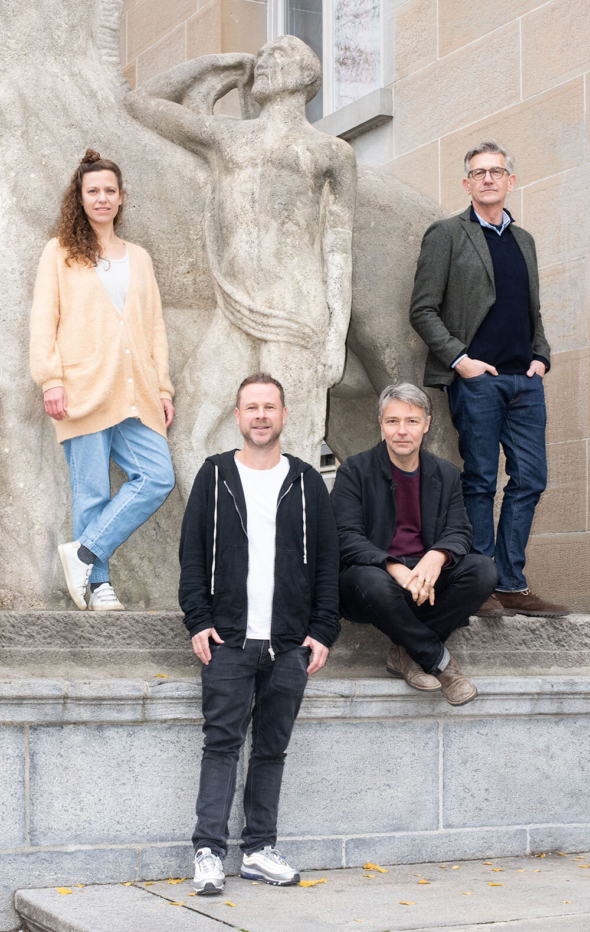 Team portrait the artists christian knoerr 2021 zurich neu