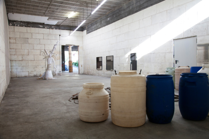 Hohenwarter julia shutter saltbox catslide roof photo ludwig kittinger bettina steinbruegge