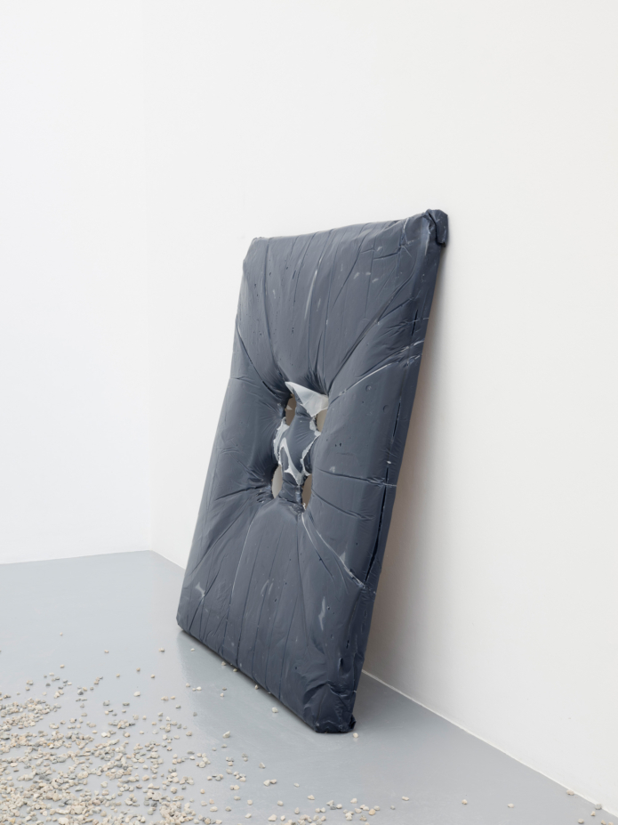 Knuckey david bagurfa2e blue photo philip frowein cahiers dartistes